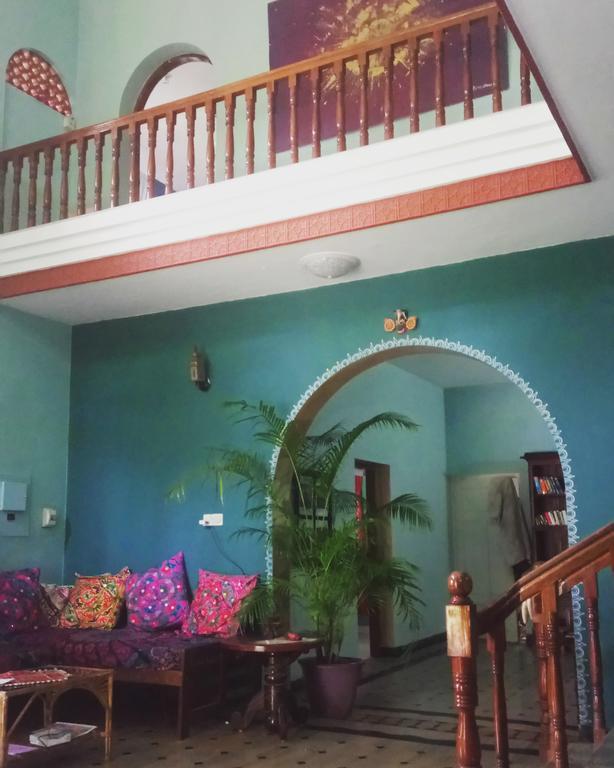 Mk Gardens Surf & Yoga House Hotel Varkala Exterior photo
